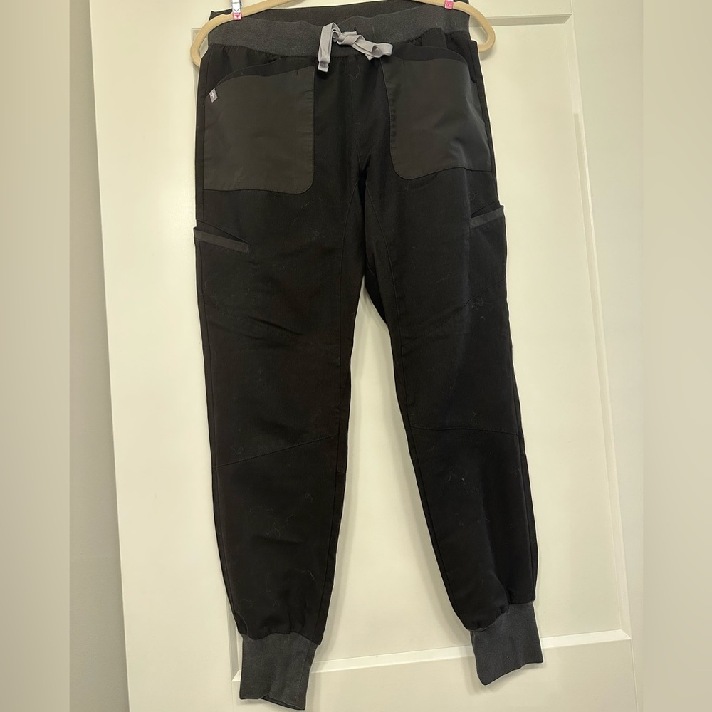 Figs jogger scrub pants